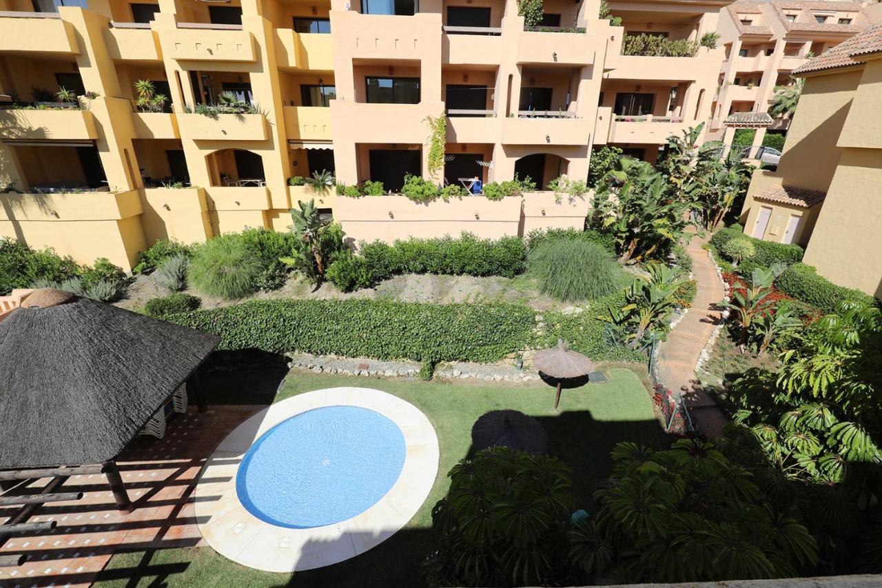 Duquesa Village Apartment - 2 Bed/2 Bath Apartment With Panoramic Sea Views มานิลบา ภายนอก รูปภาพ