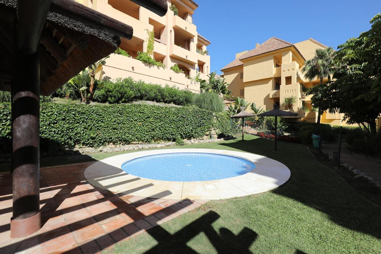 Duquesa Village Apartment - 2 Bed/2 Bath Apartment With Panoramic Sea Views มานิลบา ภายนอก รูปภาพ