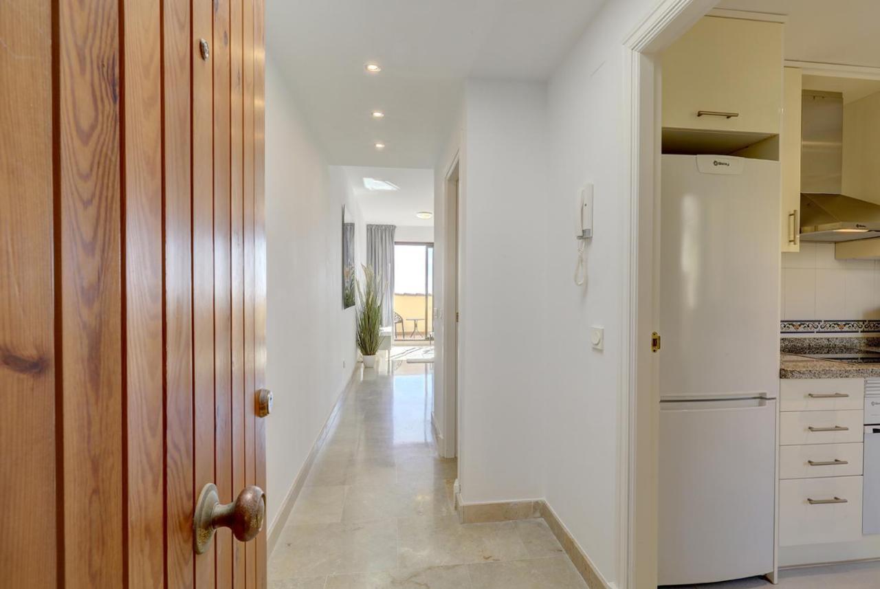 Duquesa Village Apartment - 2 Bed/2 Bath Apartment With Panoramic Sea Views มานิลบา ภายนอก รูปภาพ